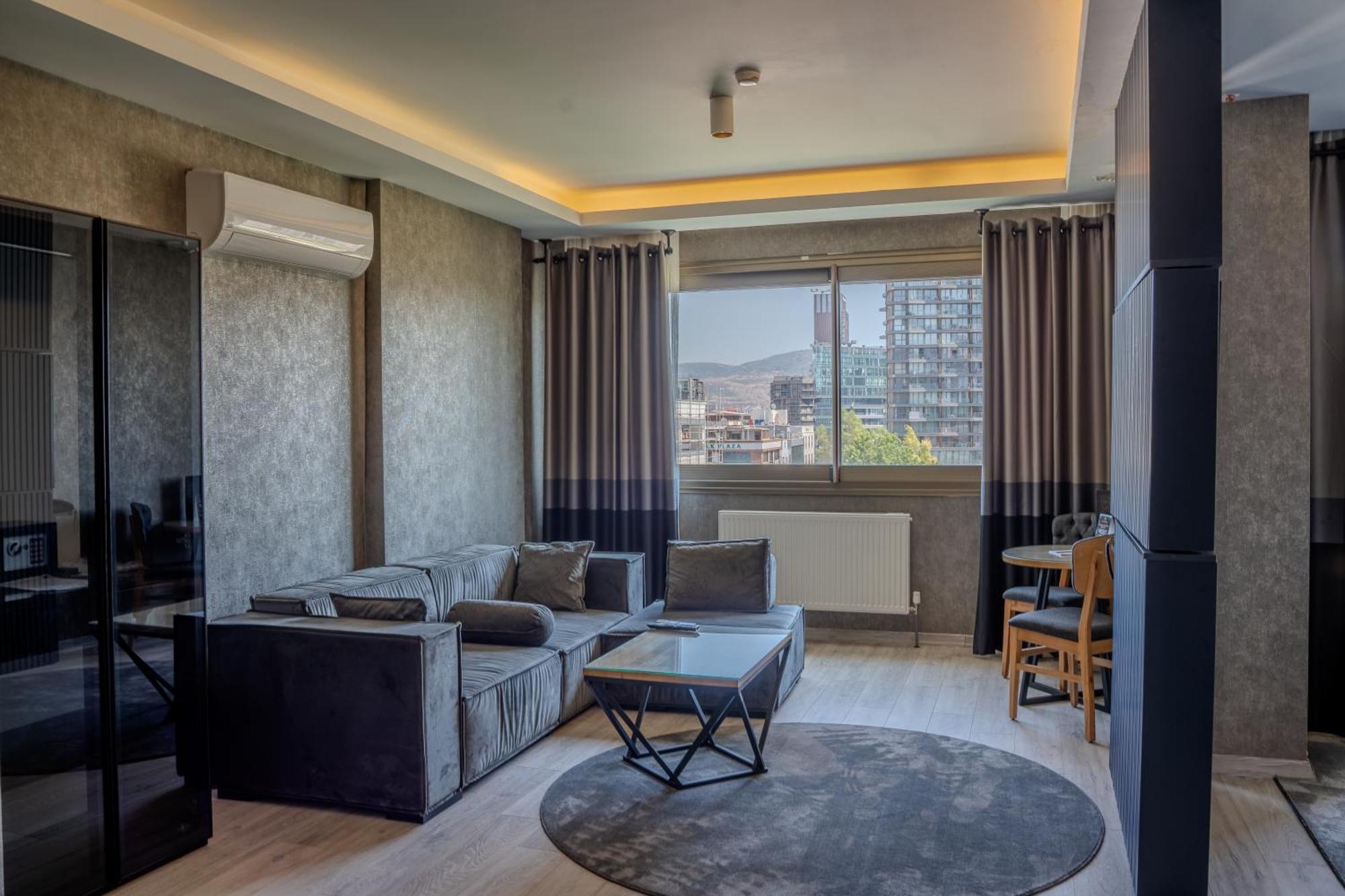 Marlen Hotel Bayrakli İzmir Buitenkant foto